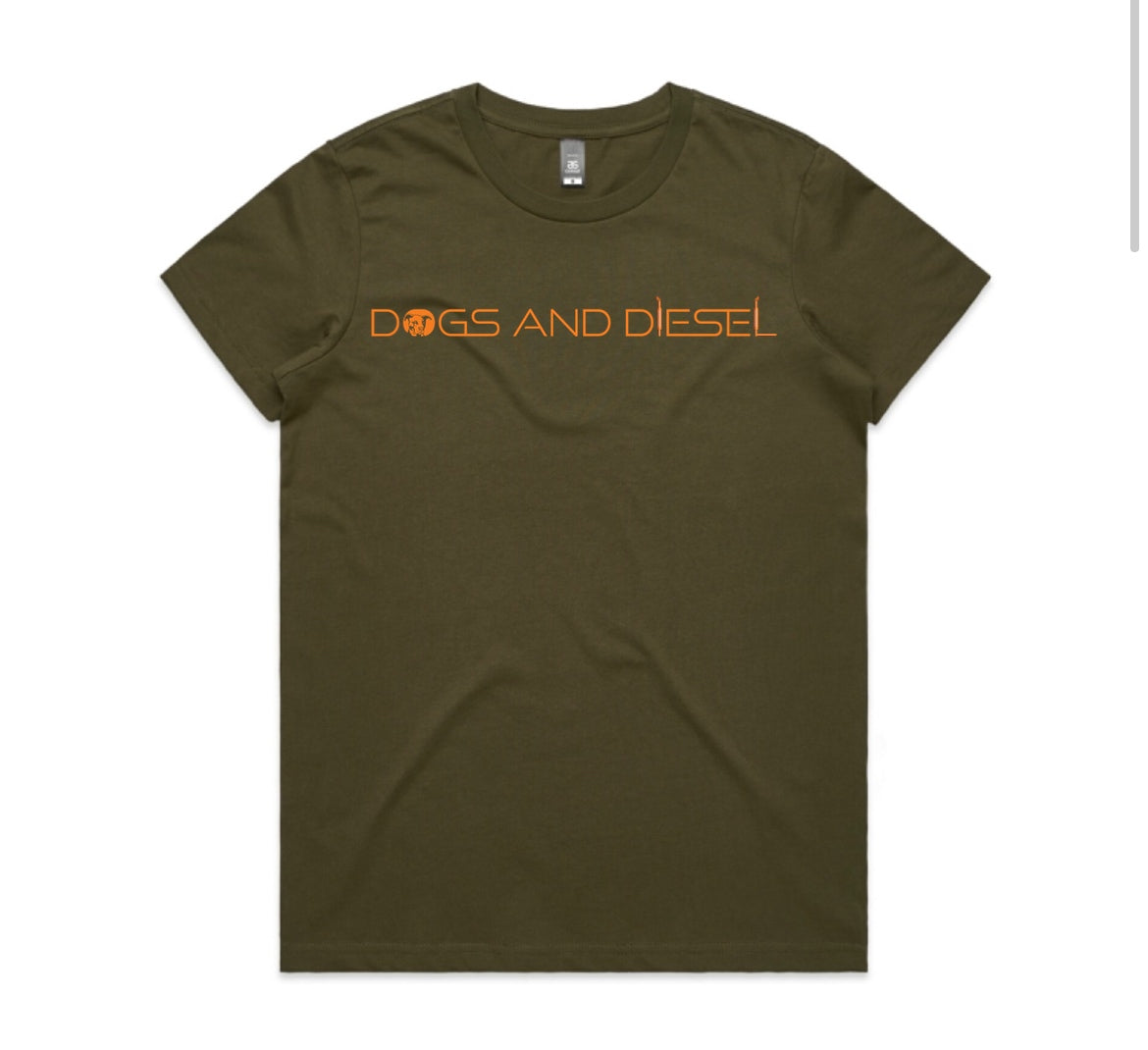 Women's Classic Tees Chest Print - Army